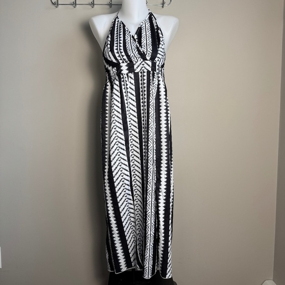 NIAY Women's‎ 6 Aztec Halter Maxi Beach Dress Spaghetti Straps Side Slits B & W - Picture 1 of 15